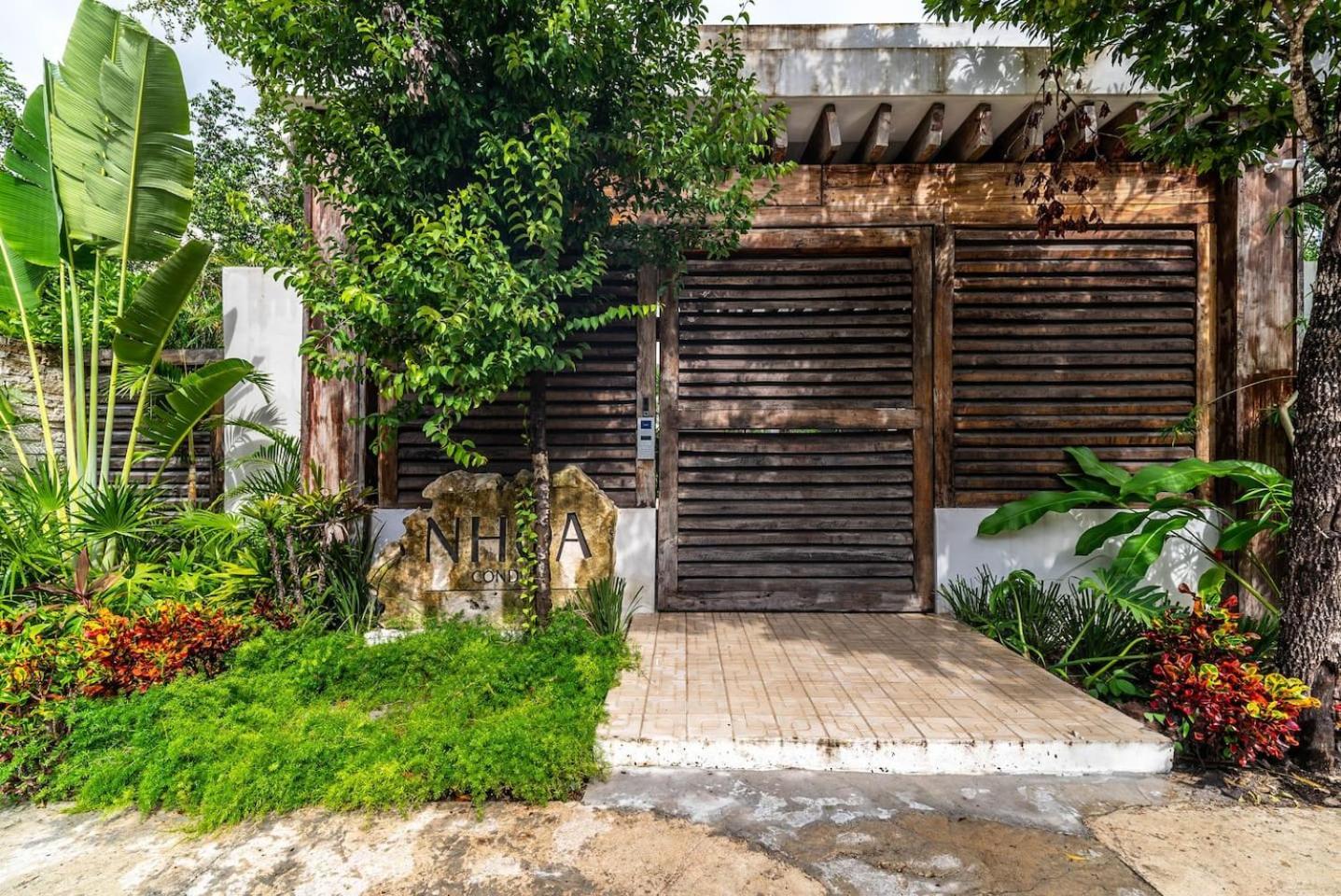Lux 2br With Jungle Views, Pool, Gym At Nhoa *